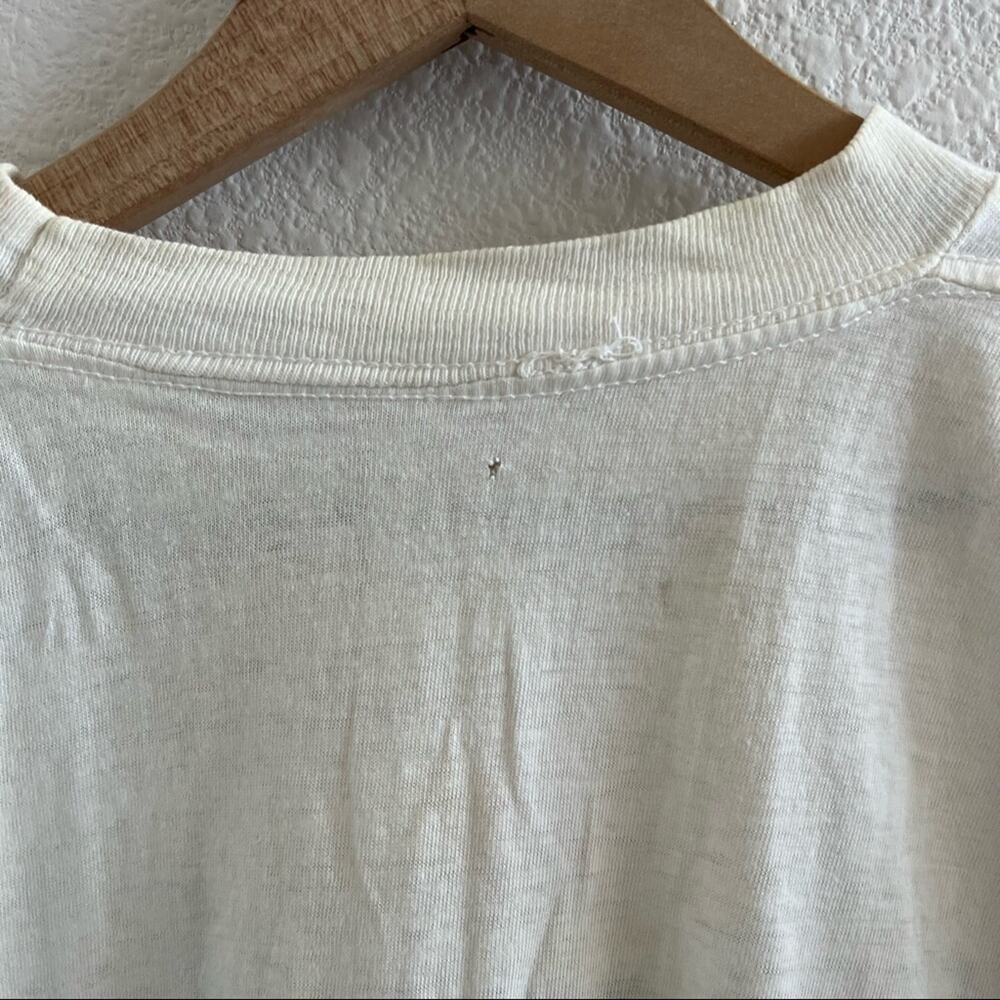 Vintage 1988 The California Raisins Play in the Bowl of Raisins Graphic T-Shirt - Picture 6 of 13